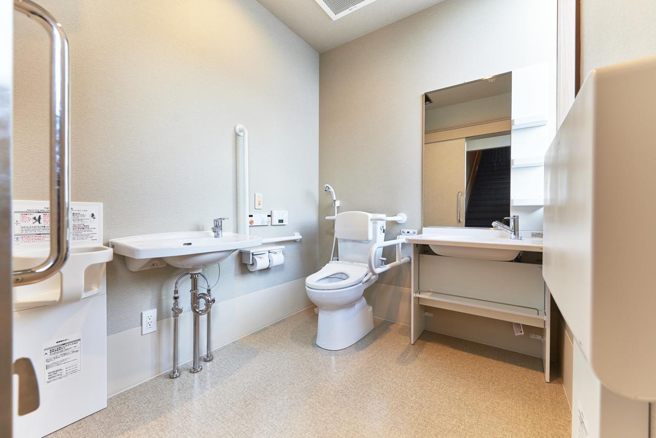Hotel Kan Raku Honjo Waseda Ekimae Bagian luar foto